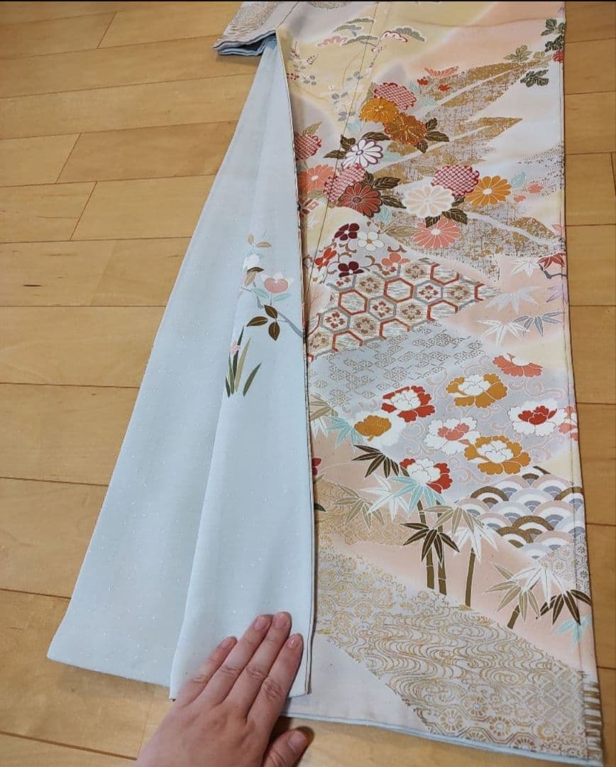 みページ　訪問着2点