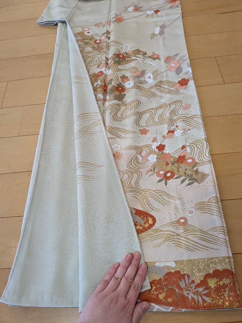 みページ　訪問着2点