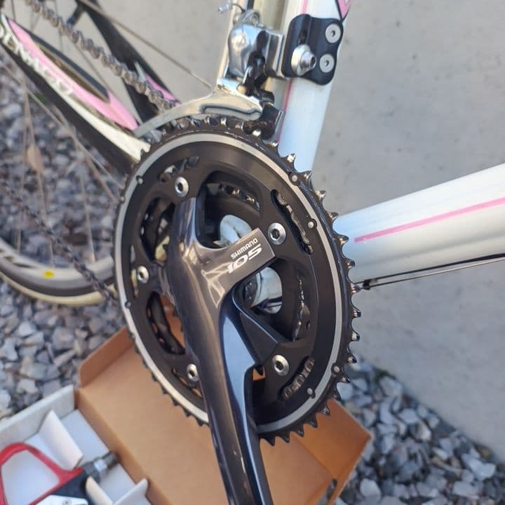 COLNAGO ARTE 105　カーボンバック　フロントトリプル仕様　室内保管