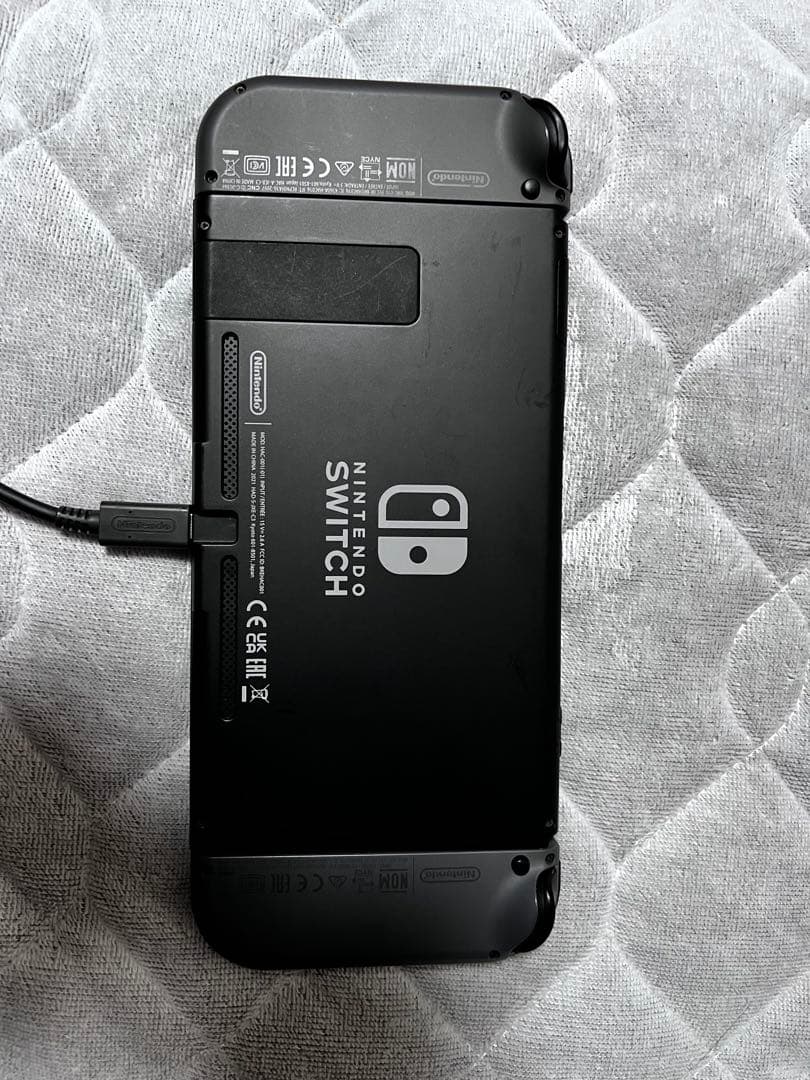 Nintendo Switch コントローラー付き！