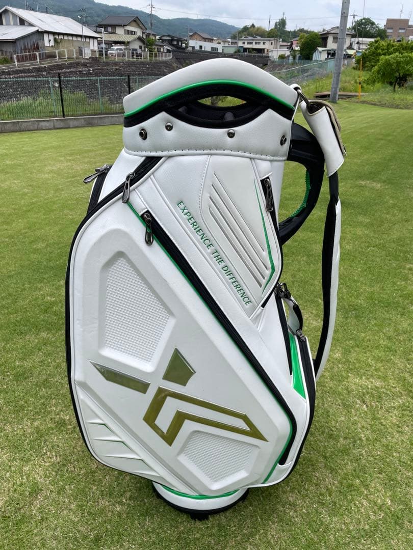 ゼクシオツアーモデル キャディバッグ 青木 瀬令奈プロレプリカモデル