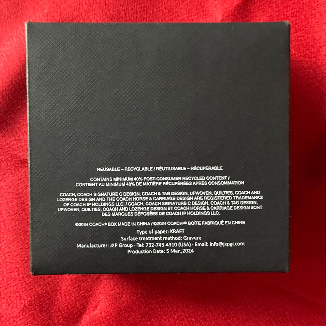 新品　コーチcoach チェリー バッグ チャーム　箱付き　税・送料込