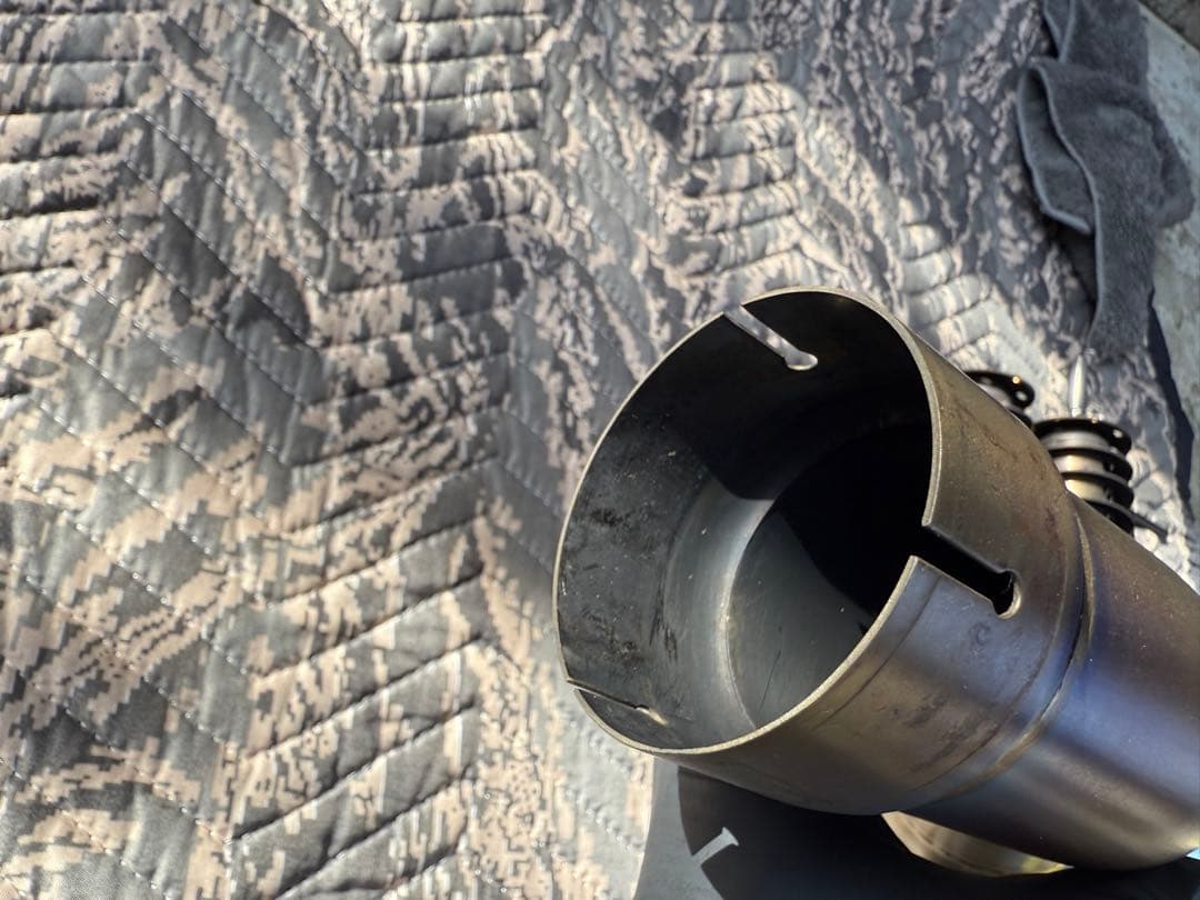 UNIT GARAGE製チタンマフラー　 R nineTシリーズ用