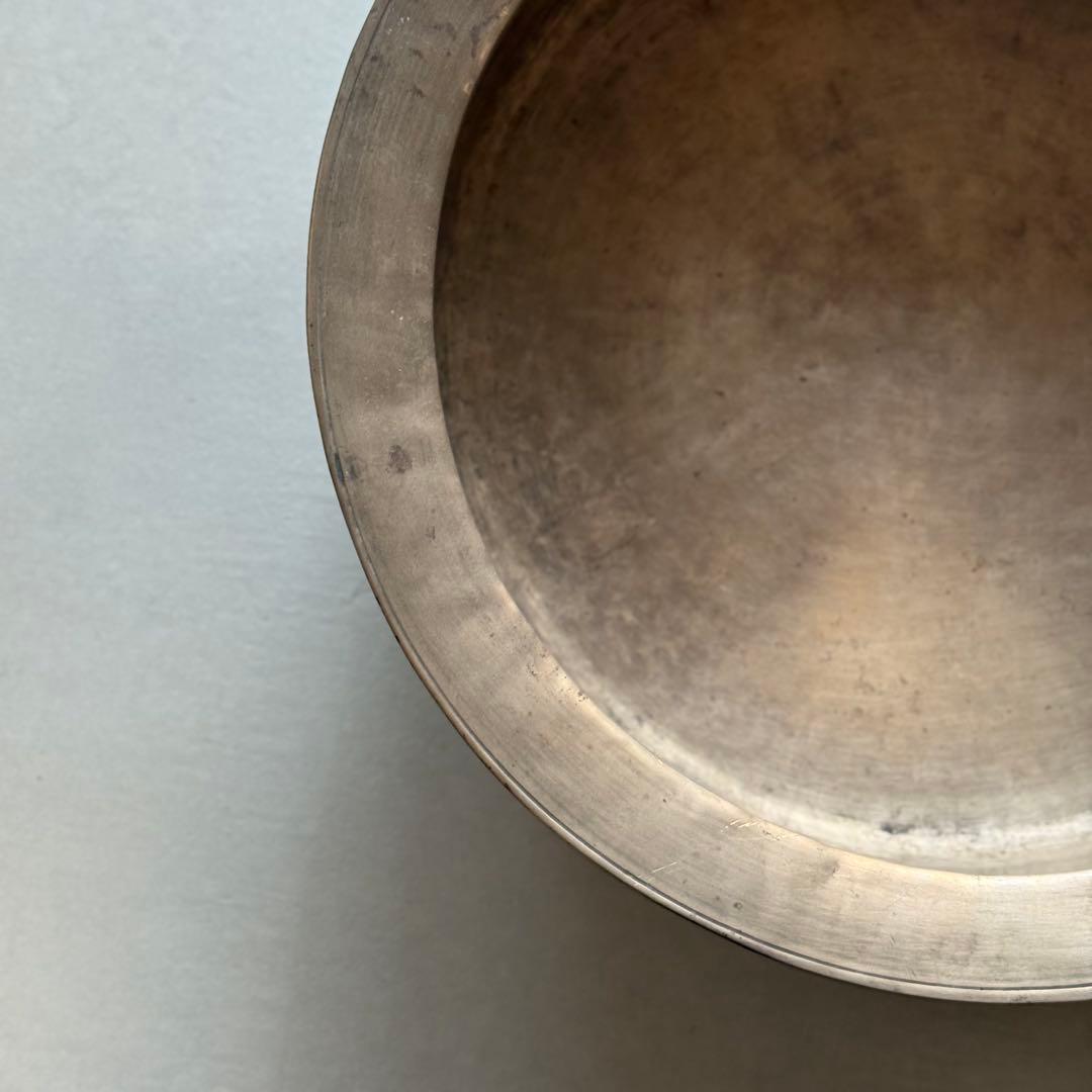 n*a様 李朝 朝鮮 真鍮 たらい 槌打ち 民藝 アンティーク