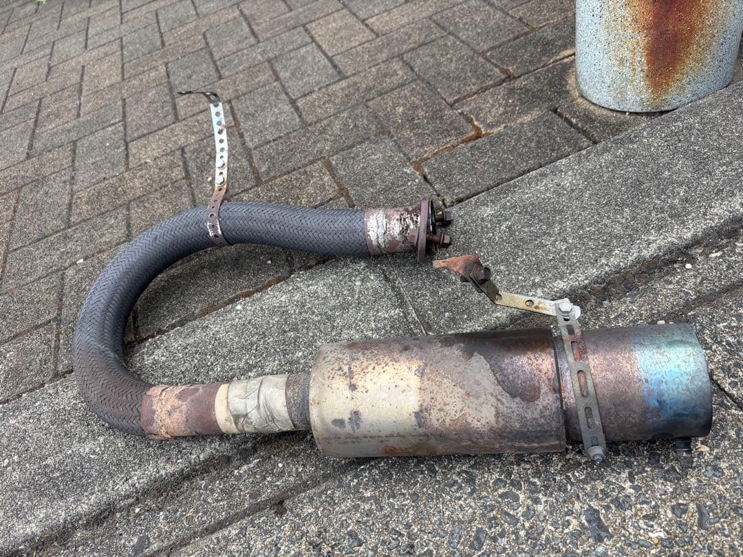 ＩＨ(プロフ見ていただけたら幸い) 専用　サンバー　ワンオフマフラー　錆あり