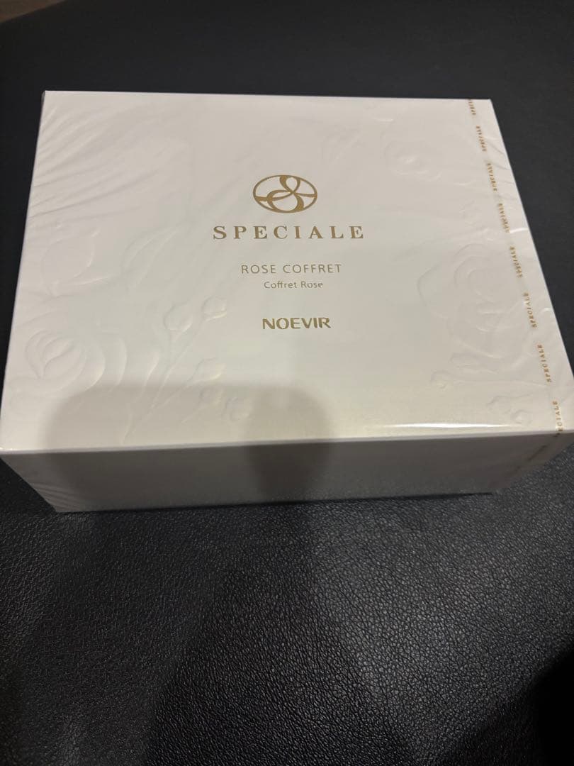NOEVIR スペチアーレ　ローズコフレ