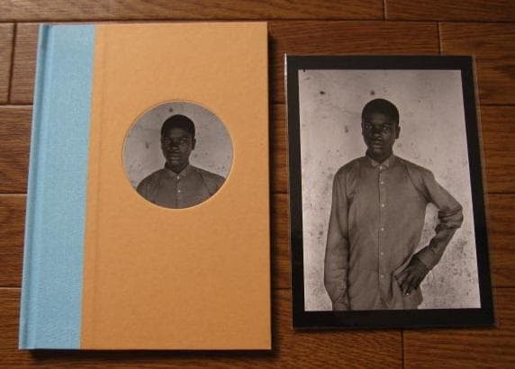 AFRICA: GEMS AND JEWELS　Carrie Mae Weems