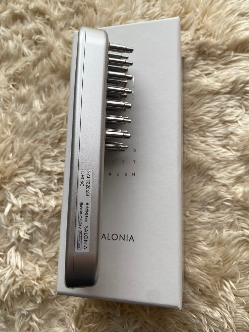 SALONIA サロニア：EMS美顔器 スカルプ・フェイス・ボディ用