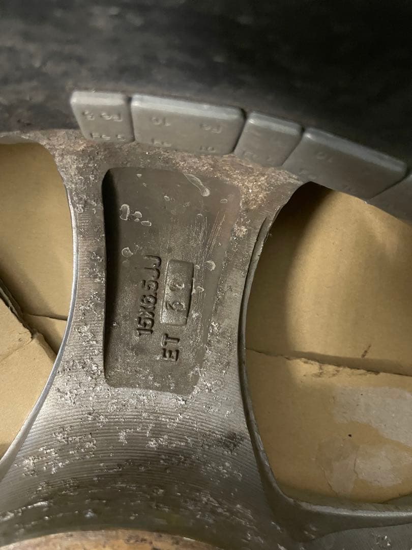 15インチ 4穴5穴マルチpcd100 6.5j オフセット38 4本セット