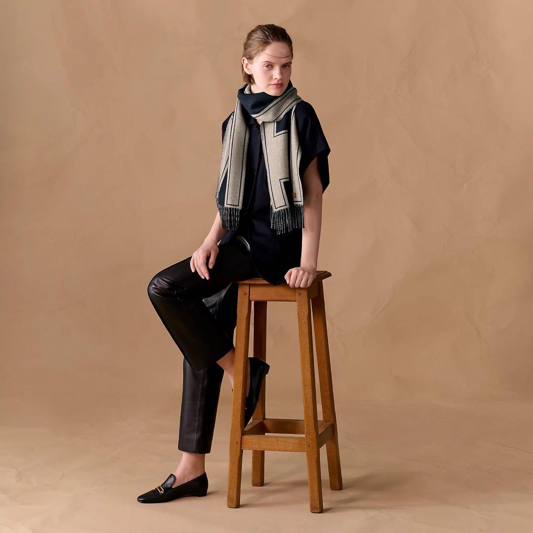 新品未使用 正規品 HERMES エルメス マフラー 《クレ・ドゥ・H》 ブルー