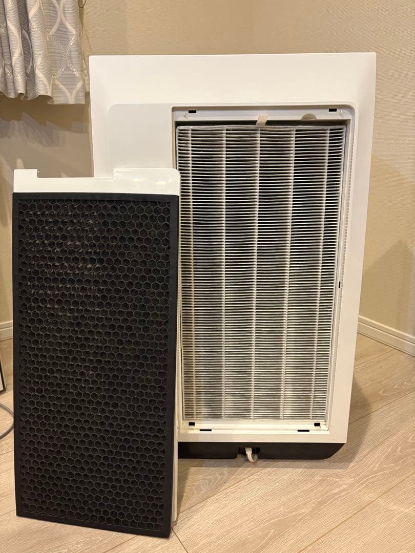 【SHARP】 除湿加湿空気清浄機 プラズマクラスター　KC-HD70-W