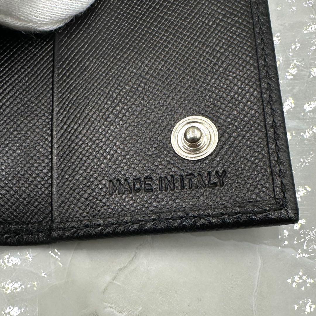 ✨️美品 PRADA プラダ キーケース 6連 サフィアーノ レザー 三角プレート