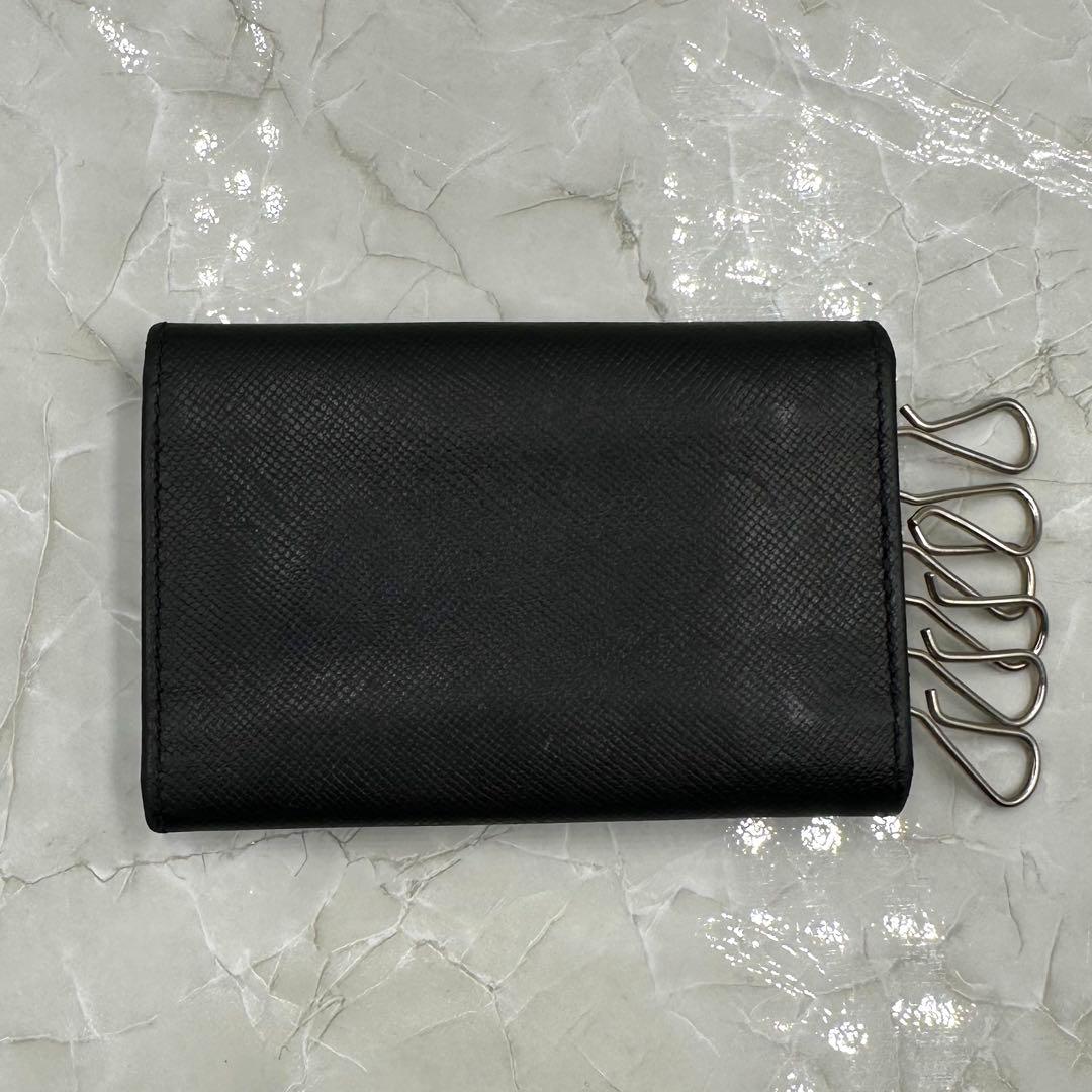 ✨️美品 PRADA プラダ キーケース 6連 サフィアーノ レザー 三角プレート