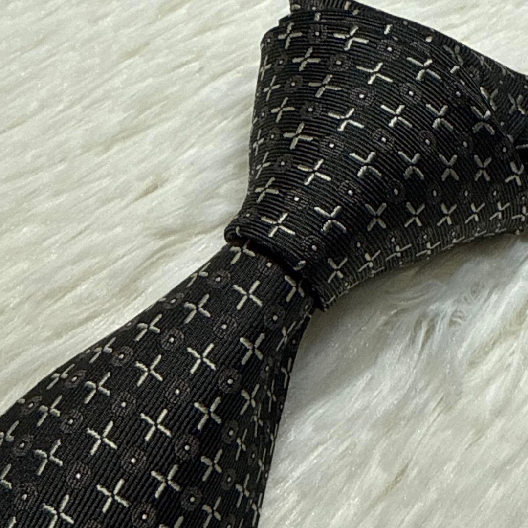 【美品】LOUIS VUITTON ネクタイ　高級シルク　ロゴ　ジャガード