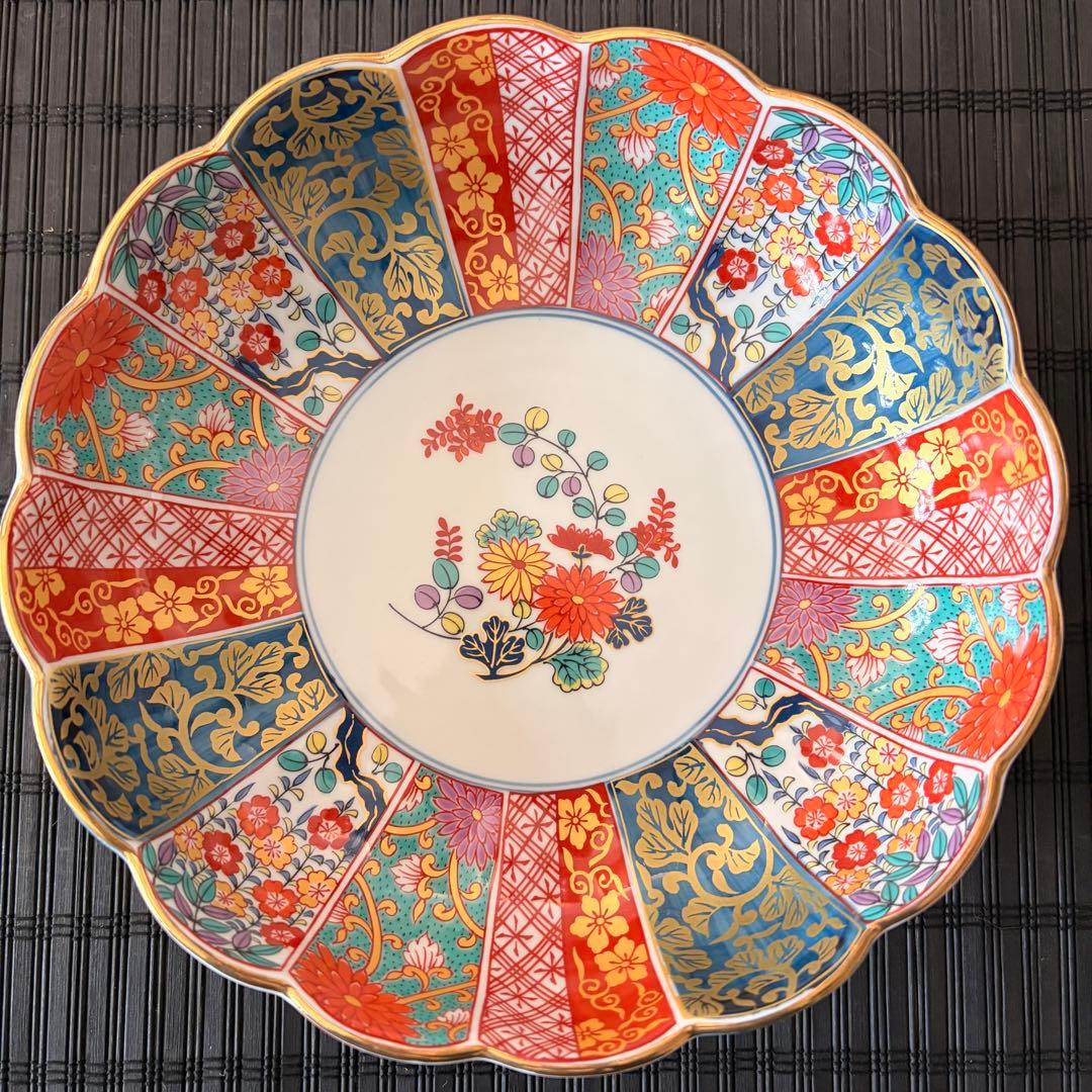 【未使用品】有田焼 元禄古伊万里 特選器 菊割花地紋 大皿 大鉢 盛り鉢