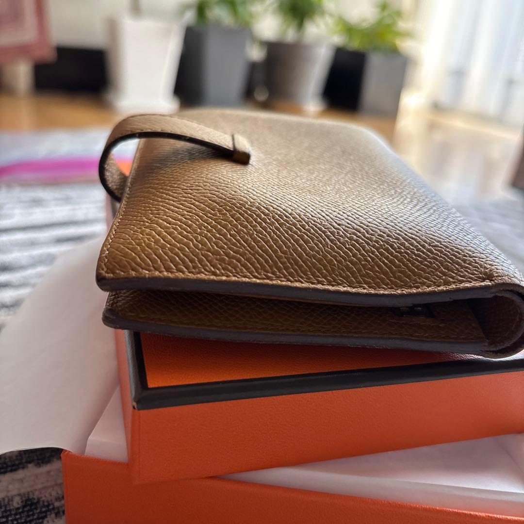 HERMES エルメス　ベアンコンパクトウォレット