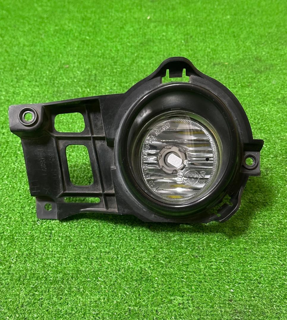 マツダ ロードスターNCEC用左右フォグランプ(KOITO 114-61009)