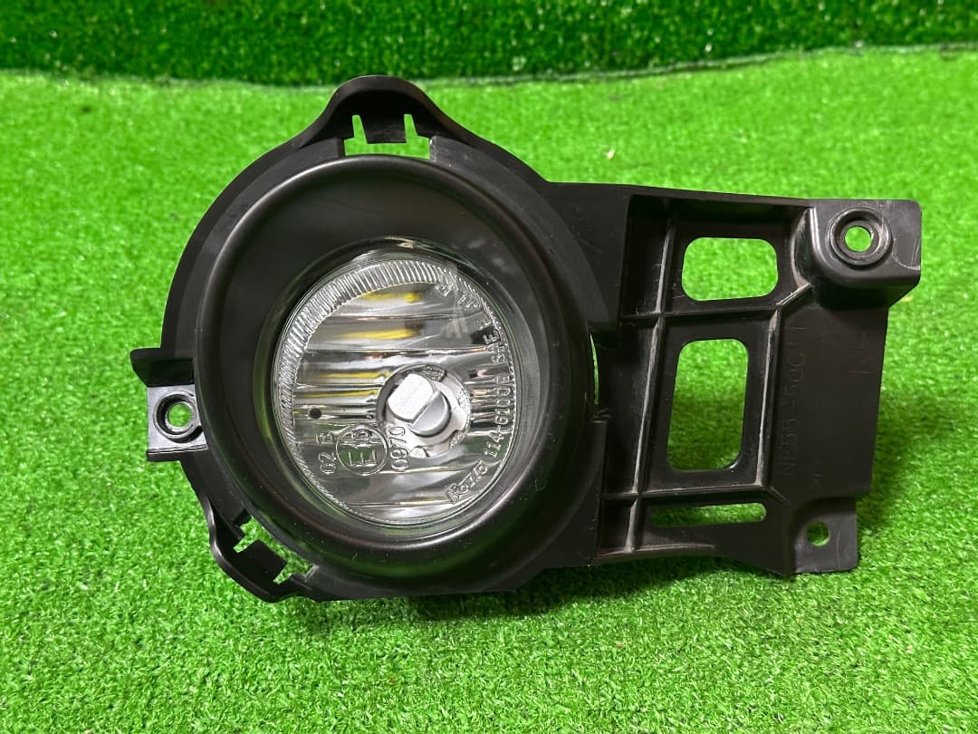 マツダ ロードスターNCEC用左右フォグランプ(KOITO 114-61009)