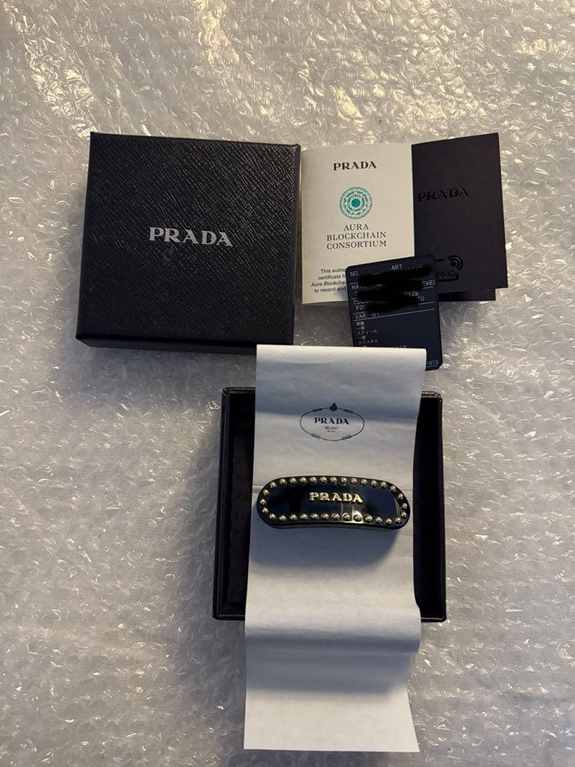 PRADA プレックスヘアクリップ