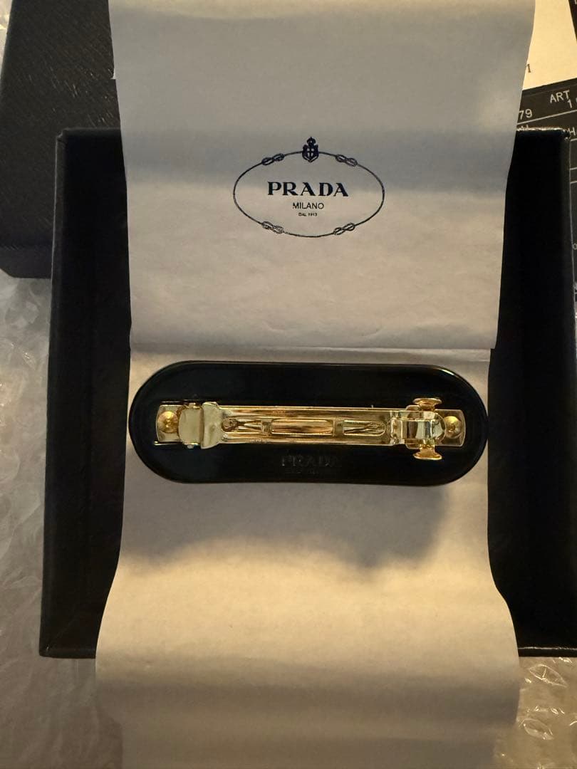 PRADA プレックスヘアクリップ