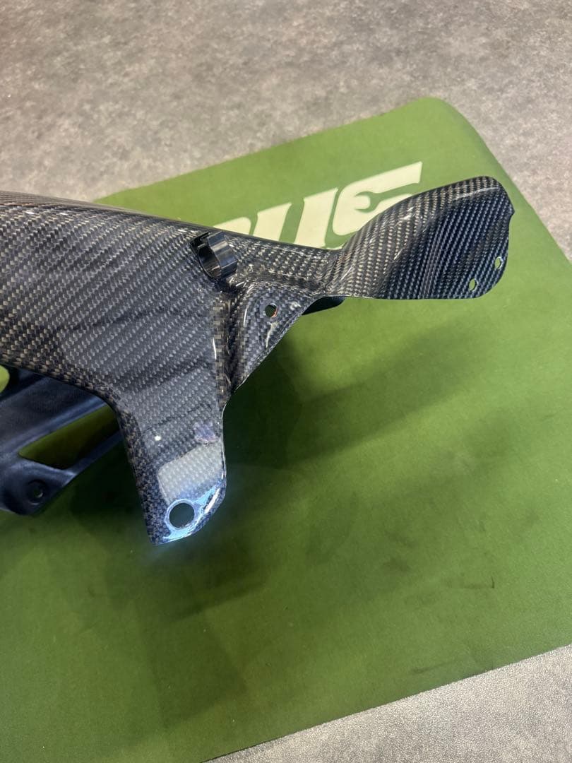 NINJA1000SX Z1000 クレバーウルフ　リアフェンダーカーボン綾織