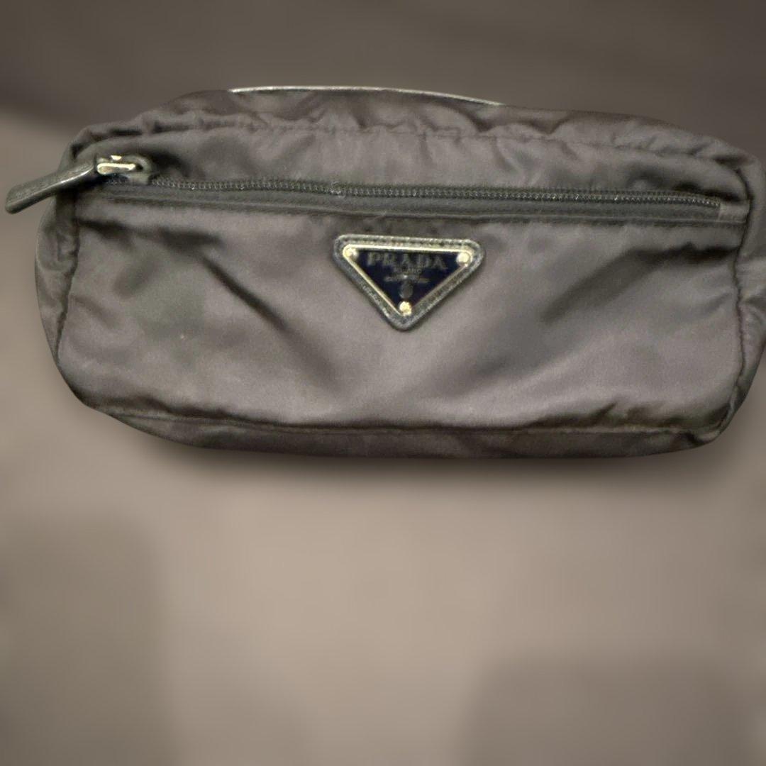 PRADA ブラック ナイロン ポーチ