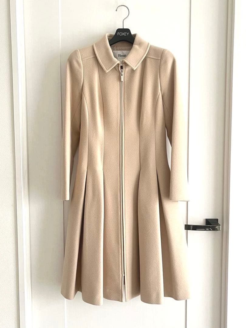 Rene ルネ　ベージュ フレアコート　サイズ34 アンゴラ