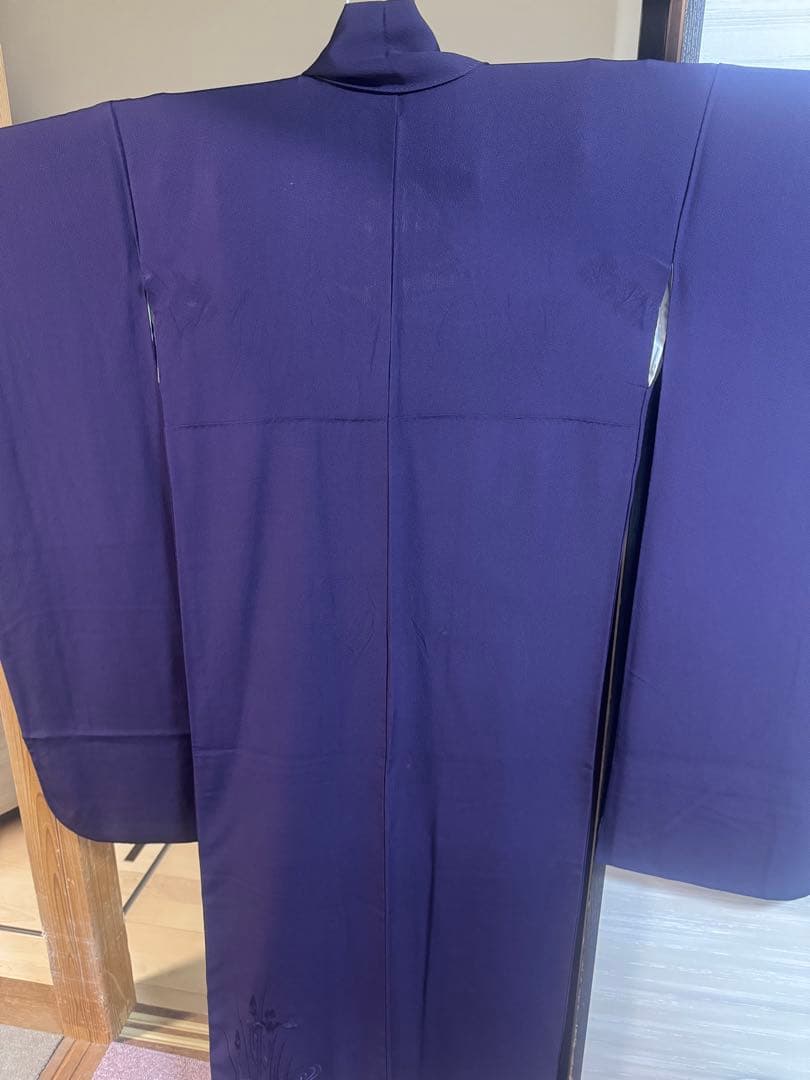 紫色 花の刺繍　振袖と帯のセット