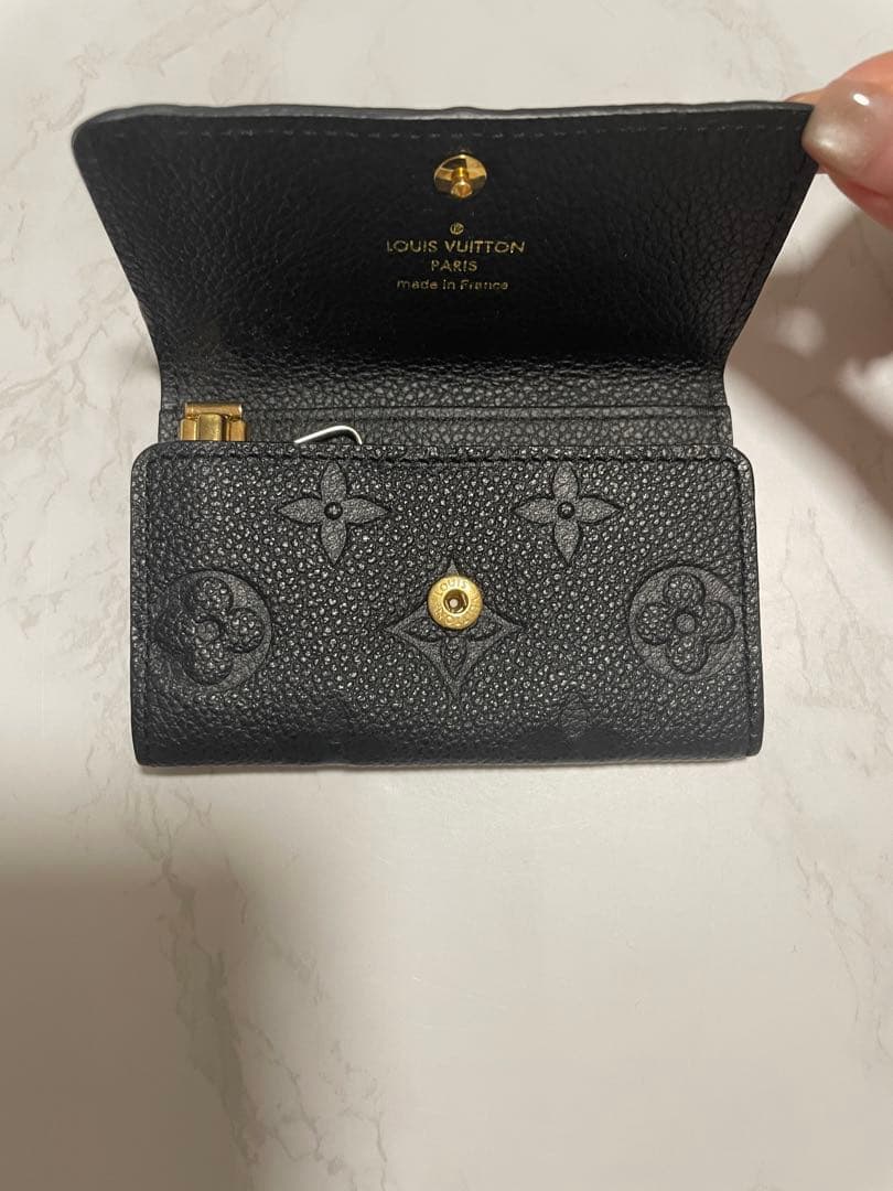 Louis Vuitton キーケース M62648 黒 レザー