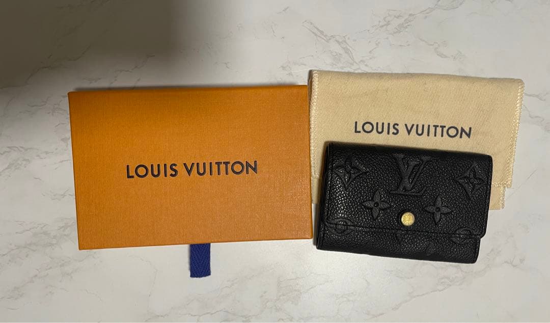 Louis Vuitton キーケース M62648 黒 レザー