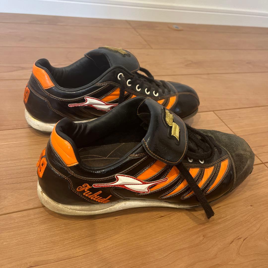 プロ野球選手　実使用スパイク　巨人　59番　福田聡志