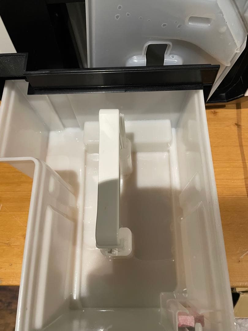 SHARP KC-HD70-W 空気清浄機