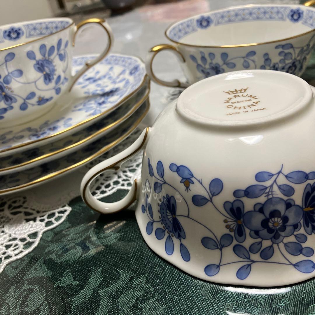 ナルミ青い花柄の食器セット 全18ピース