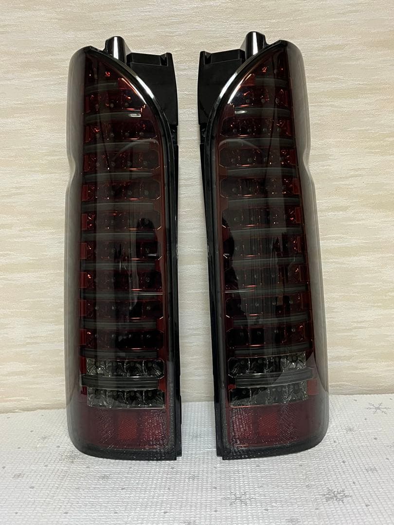 球切れ無し 200系 ハイエース LEDテール