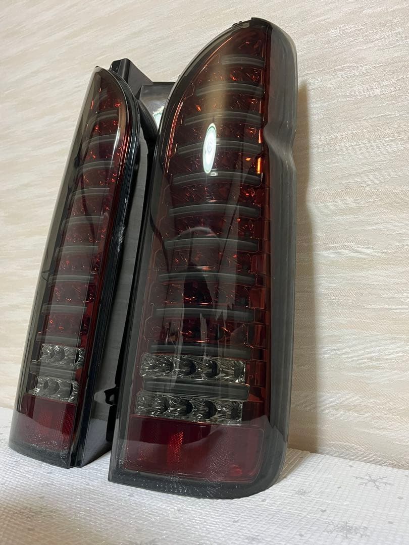 球切れ無し 200系 ハイエース LEDテール