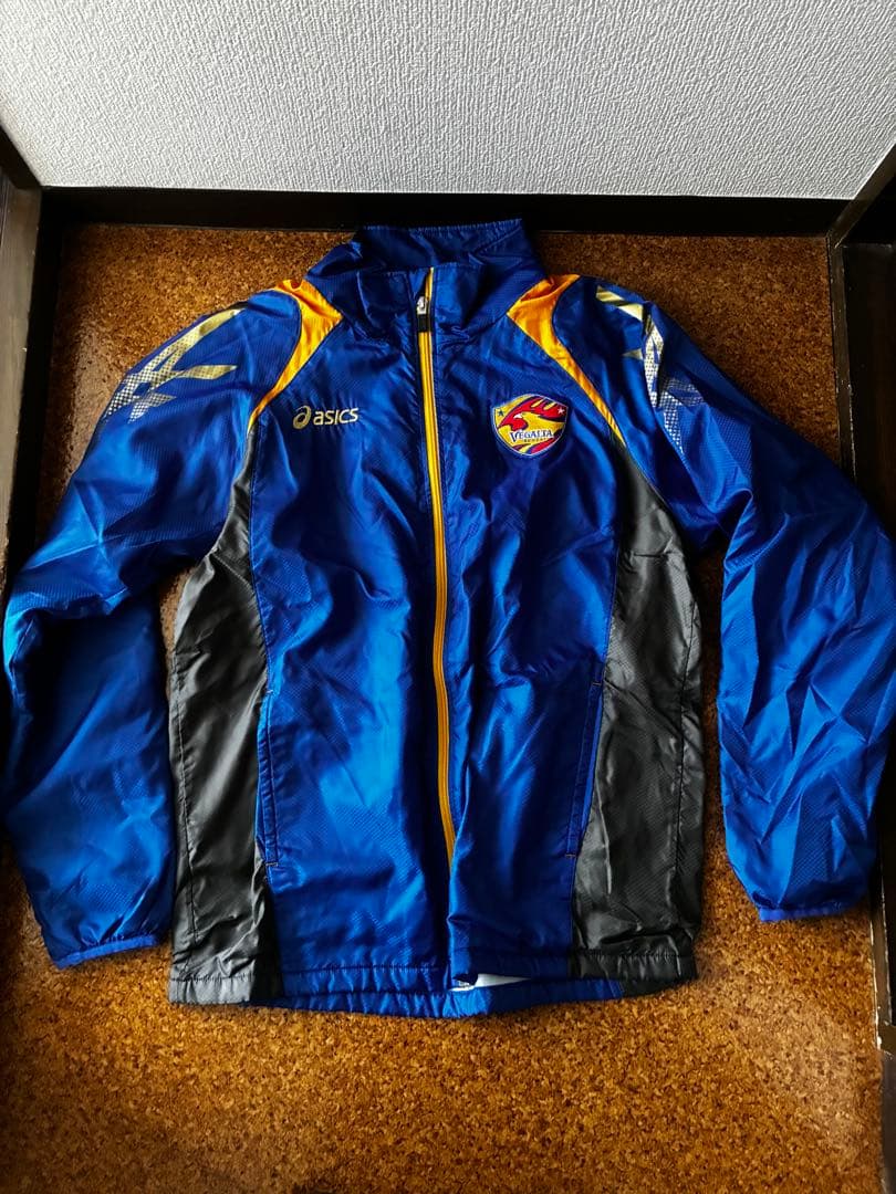 ベガルタ仙台 トレーニングウェア　ウインドブレーカー