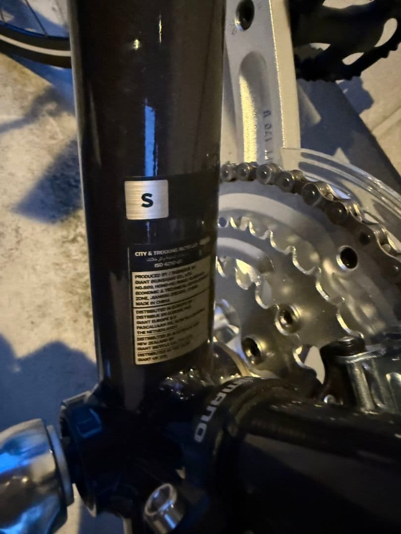 えいたろう１　Giant Escape R3 ブラック ロードバイク