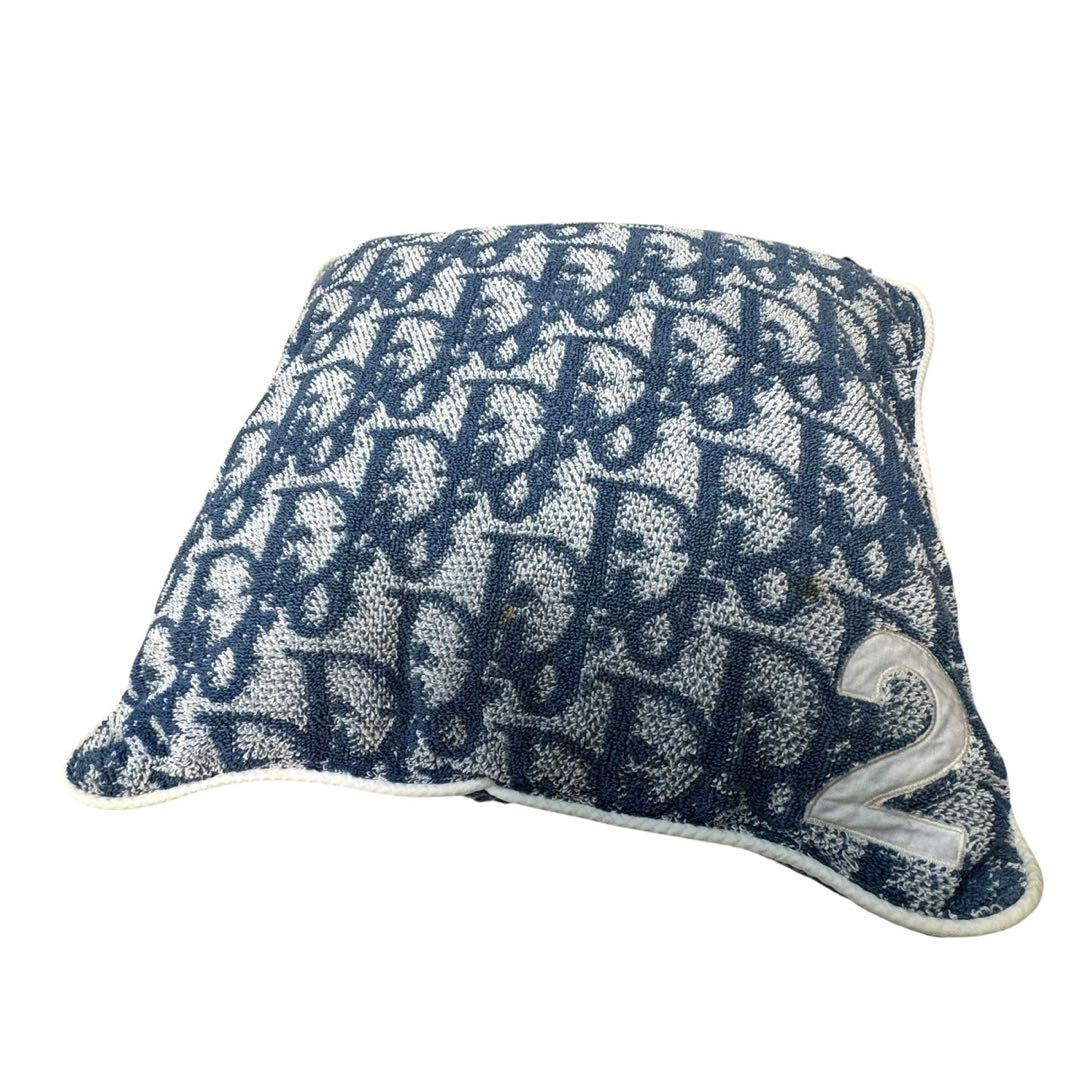 Diorディオール クッショントロッター柄ネイビー タオル生地