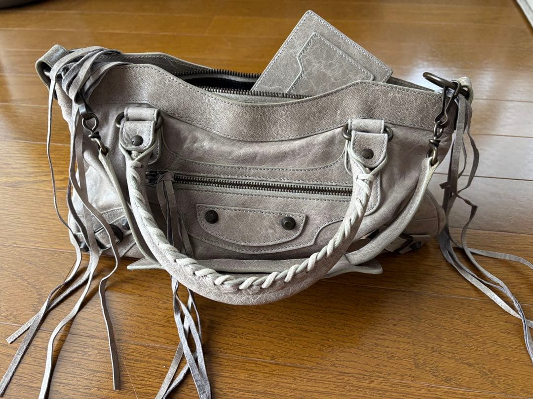 バレンシアガ　BALENCIAGA バッグ
