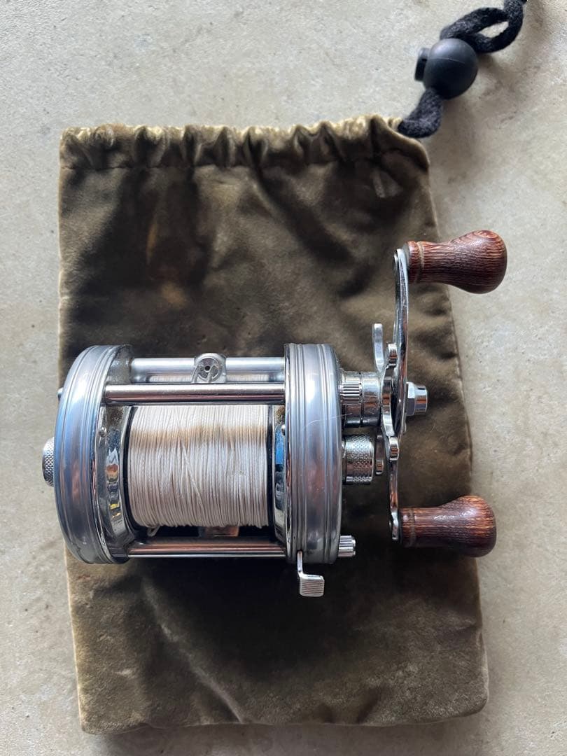 ABU GARCIA Ambassadeur アブガルシア アンバサダー