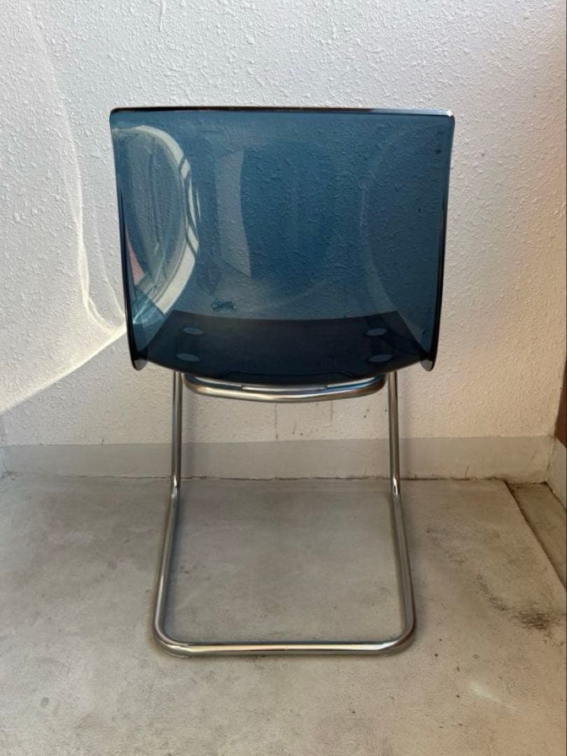 カンチレバー　アクリル　ダイニングチェア