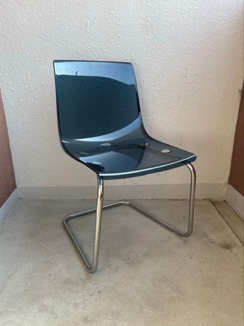 カンチレバー　アクリル　ダイニングチェア