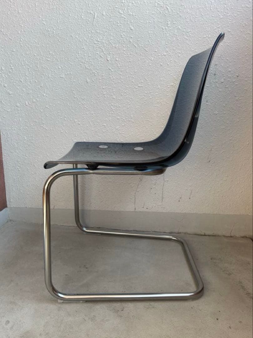 カンチレバー　アクリル　ダイニングチェア