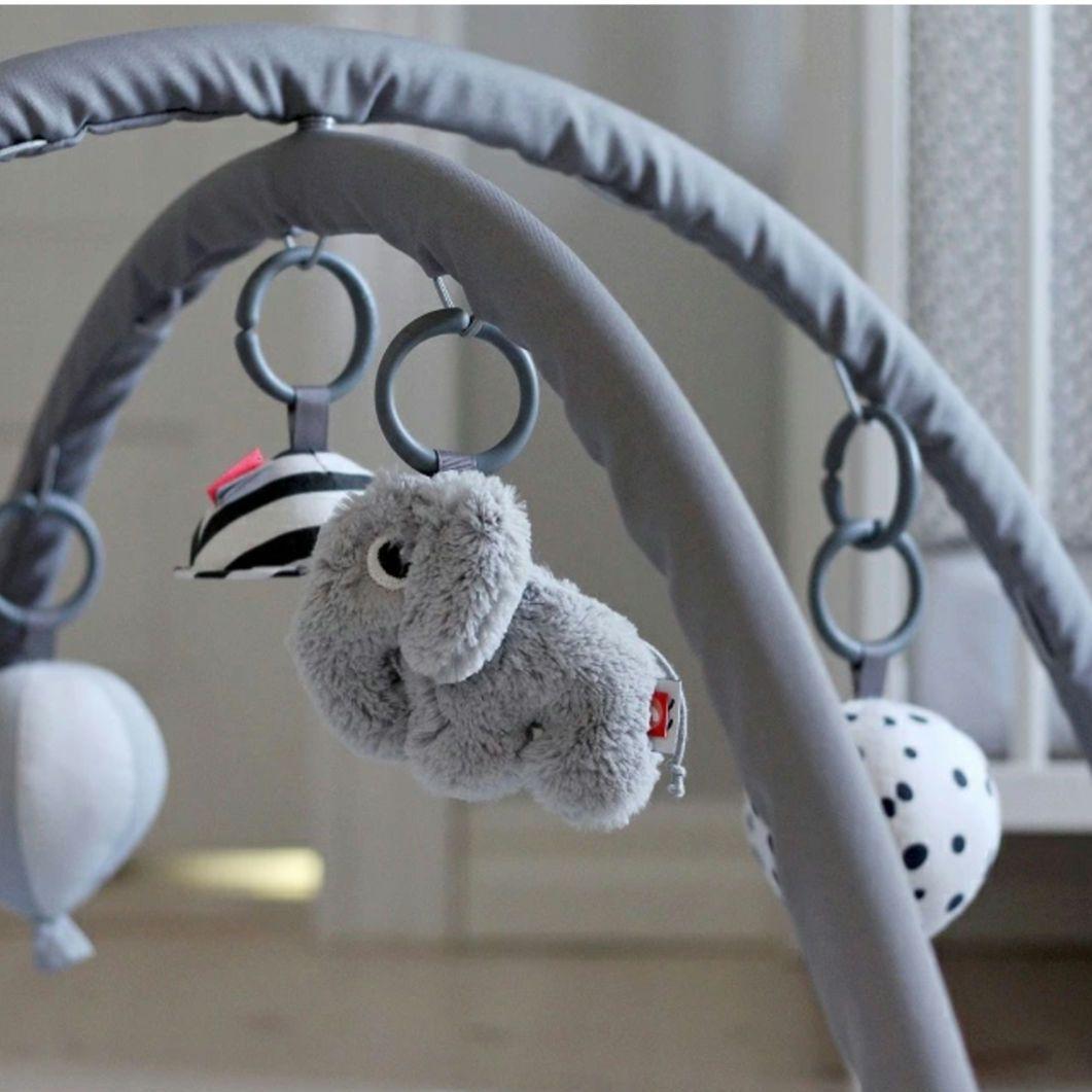 【新品未開封】北欧発　 Done by Deer（ダンバイディア）プレイマット