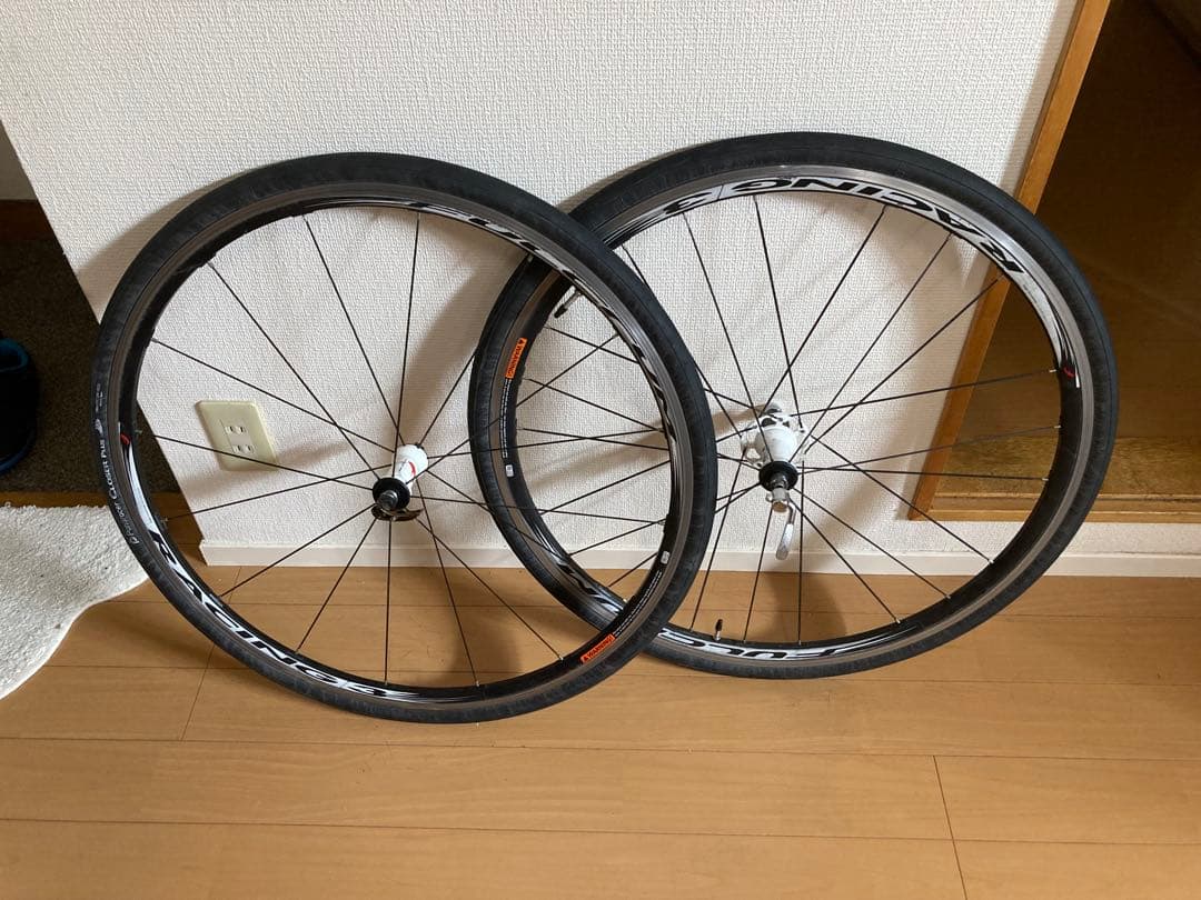 フルクラム　レーシング3 700C クリンチャータイヤ