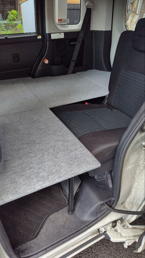 ルーミー　フラット床　DIY製