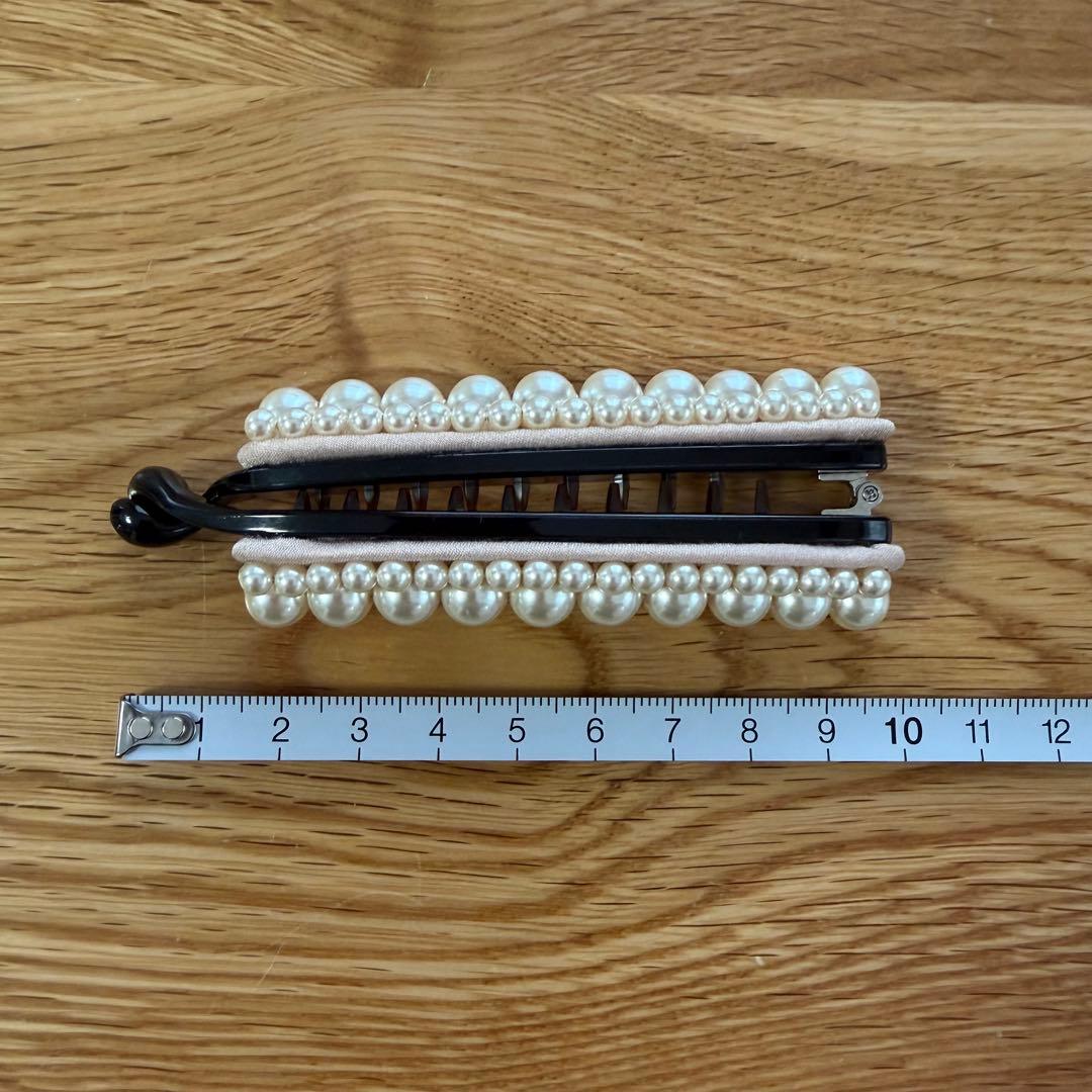 コンプレックスビズ　パールバナナクリップ