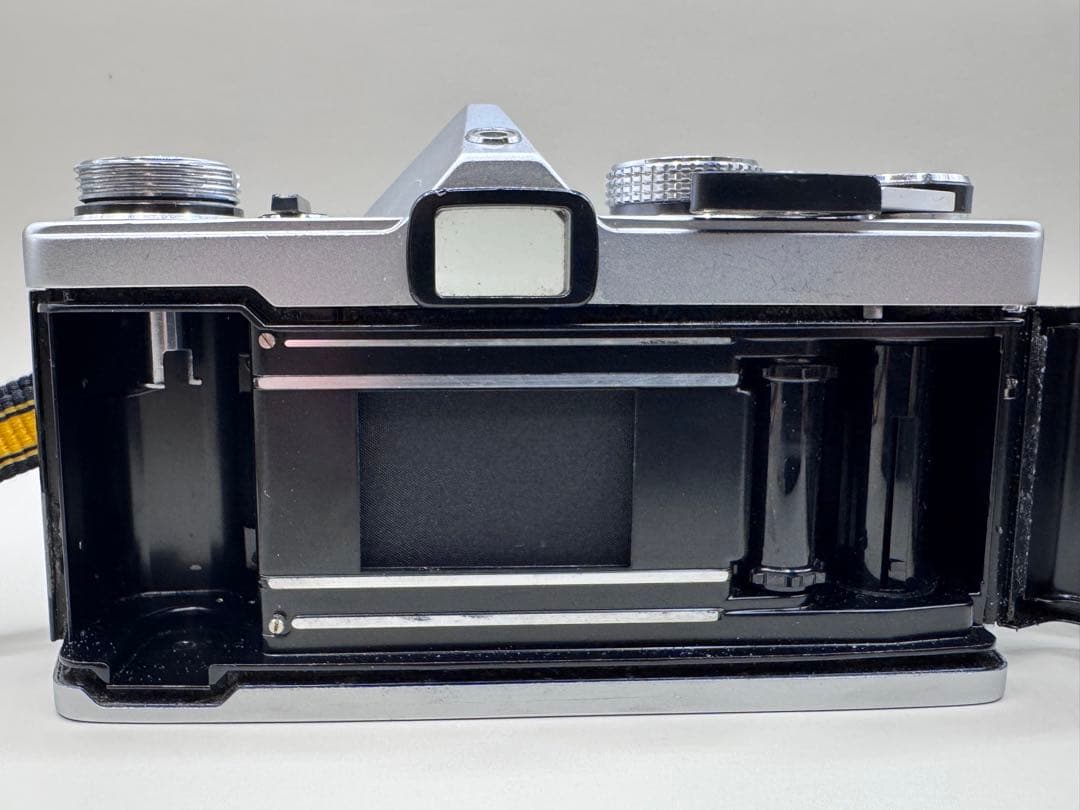 フィルムカメラ OLYMPUS OM-1 MD / F.ZUIKO 50mm f1.8