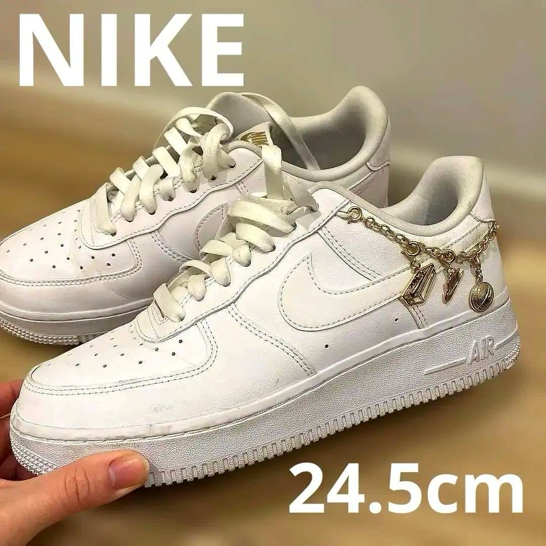 エアフォース1 ホワイトペンダント24.5 チェーン　スニーカー　WMNS 靴