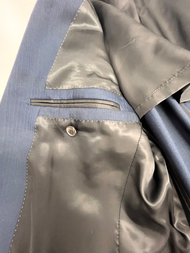 新品　BLACK LABEL スーツ（ジャケット・ベスト・パンツ）　サイズ38R